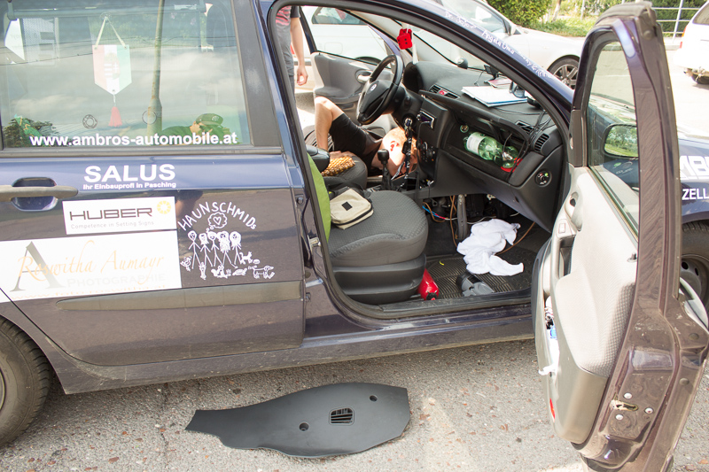 Klimaanlage reparieren an der Moldawischen Grenze